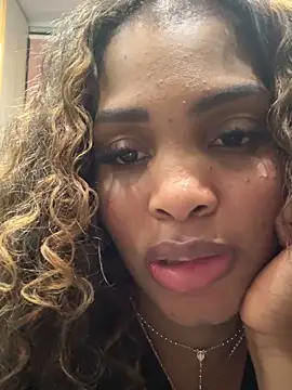 Webcam Model (AuroraBrow) is live