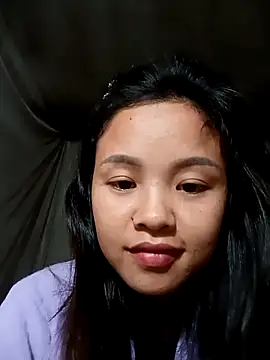 pretty-haert - Pretty-haert's free webcam - UK Sex Cams