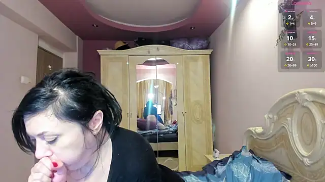 MilfDomina699 webcam