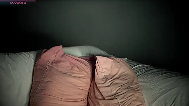 Jonathan___123 webcam