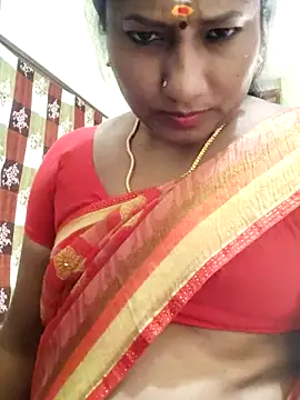 Webcam Model (laxmipriya143) is live