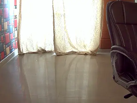 yanshi55 (F young) - happy new year guys 🎉✨✨✨