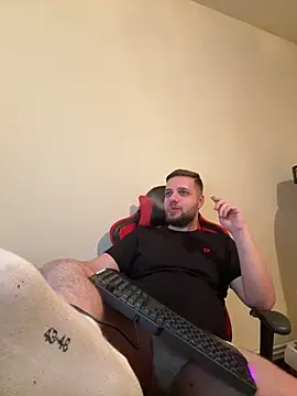 KingAdonisss live cam screenshot male from Romania on CamHD – HD Live Webcams & Adult Chat