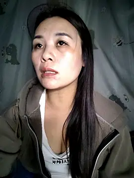 Webcam Model (Suna-ny)  is live.Free join now!