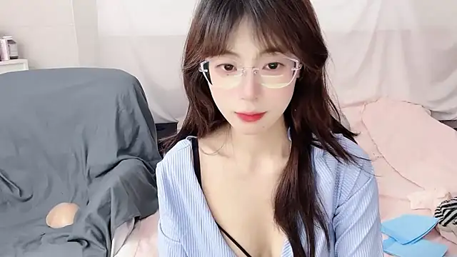 yuanbao_a (F young) - 乳胶打飞机 谢谢哥哥支持一生一世 💖💖💖