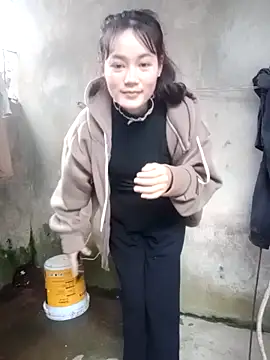 dorothyxx (F young) - Look at that butt 🥰