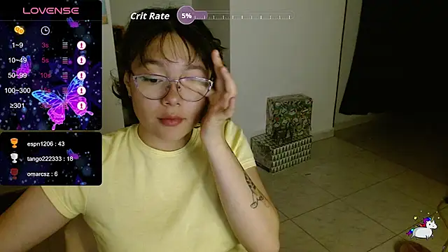 TRIXIE_TANG28 webcam