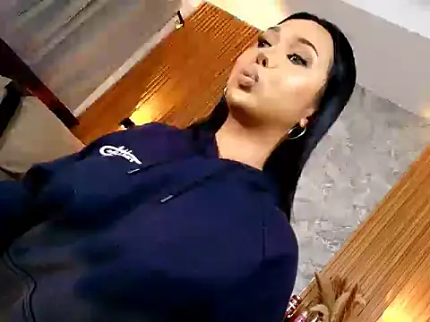 MiaFuckingWill webcam