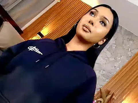 MiaFuckingWill webcam