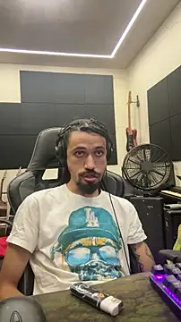 FavelaDaddyCum webcam