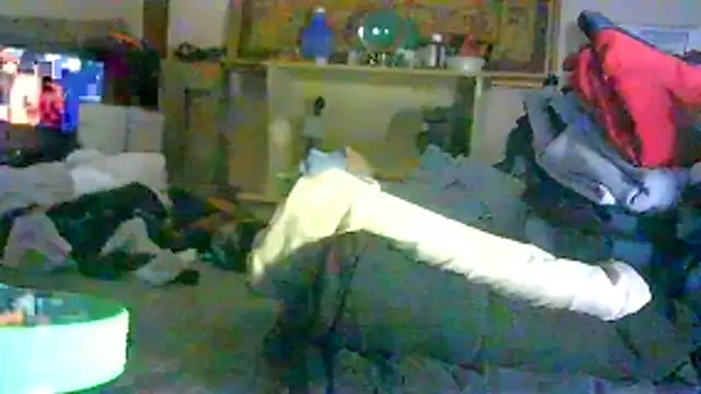 ON3YOULLN3VER_FIR3 webcam