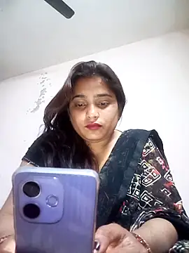 Trisha_71 webcam