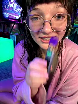 Webcam Model (urpuppymoon)  is live.Free join now!