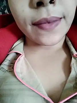 Webcam Model (Anki-doll)  is live.Free join now!