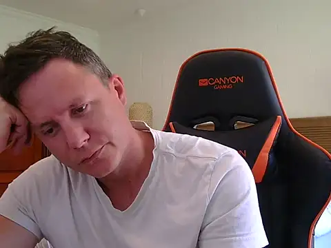 TroyDieselXXX webcam