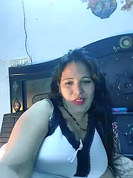 Poojabhabi101 webcam