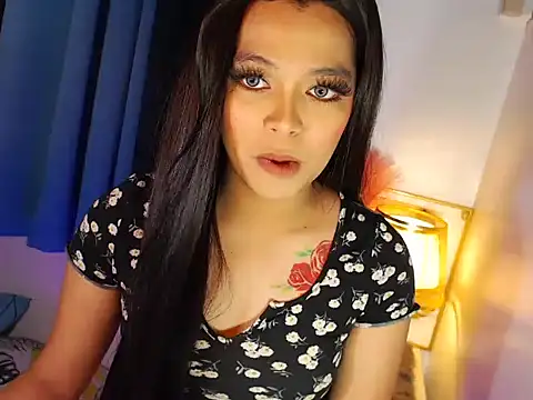 MajesticKitana webcam