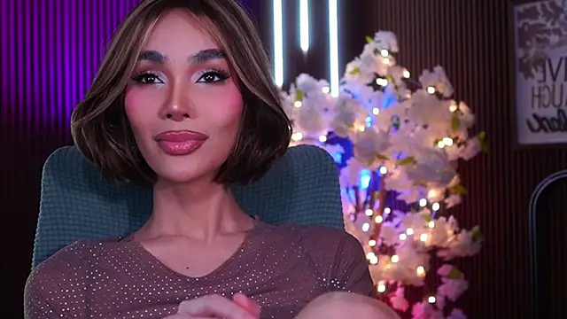 xxforyoureyesonlyxx webcam