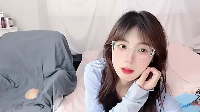 美女yuanbao_a在线直播