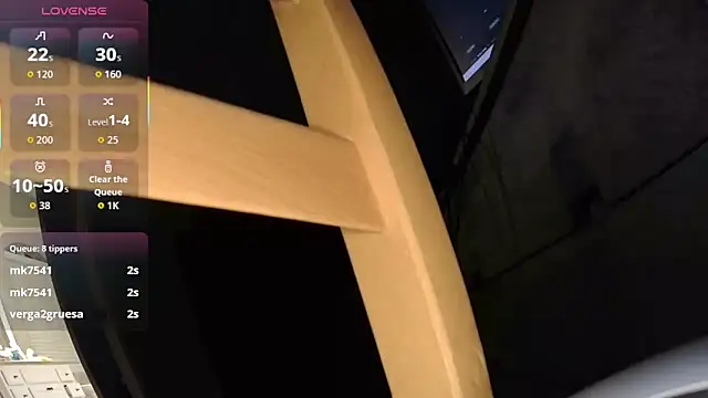 naztysar4h - NaZtySar4h's free webcam - UK Sex Cams