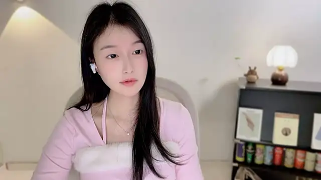美女Onechestnut在线直播