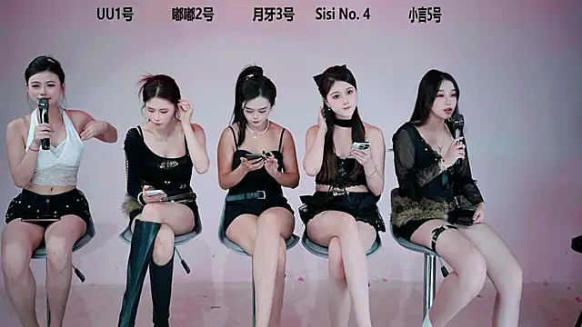 美女NEW-DAY在线直播