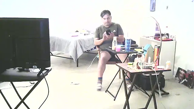 Peachestabby147 webcam