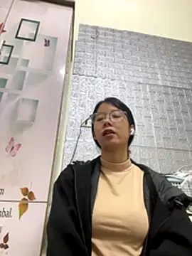 Webcam Model (meomeo2k6) is live