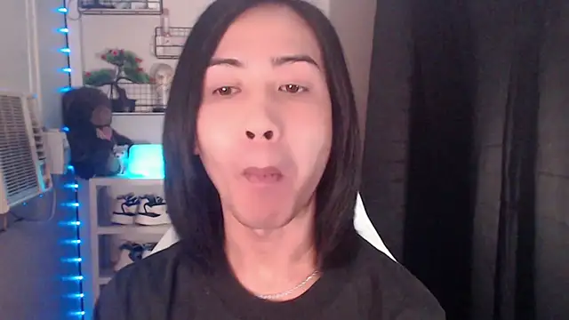 Miracle_TheBrat webcam