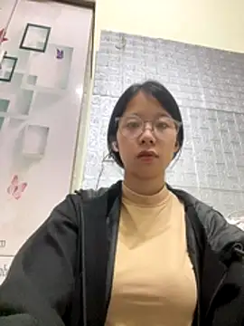 Webcam Model (meomeo2k6) is live