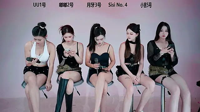 美女NEW-DAY在线直播