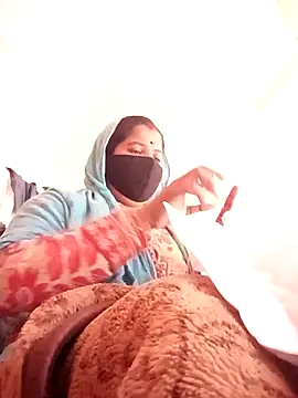 Webcam Model (Hott_locky)  is live.Free join now!