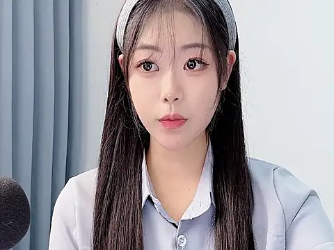 美女smalldaisy在线直播