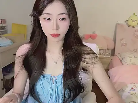 美女Onecutelittle在线直播