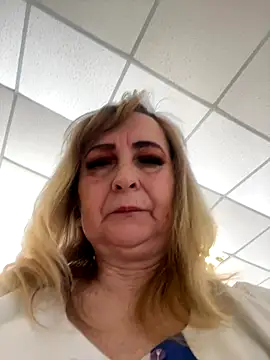 irina2909@xh xxx live show