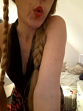 naughtycatgirl - NaughtyCatgirl's free webcam - UK Sex Cams