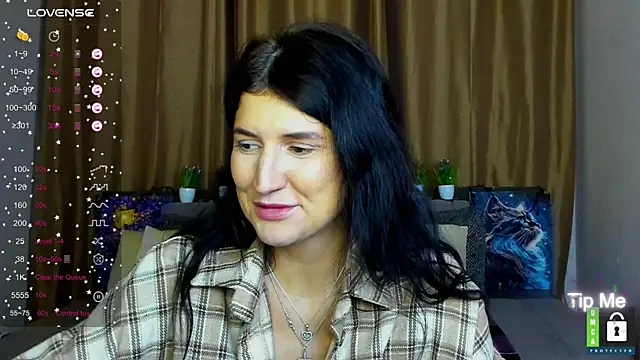 Alianna_Solo_Kisses webcam