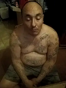 Cutieguyspanks webcam