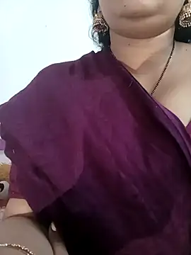 Webcam Model (Nyra-23)  is live.Free join now!