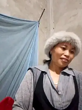 maikha08 - Maikha08's free webcam - UK Sex Cams