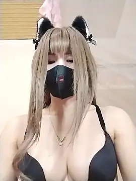 Webcam Model (Helen69x)  is live.Free join now!