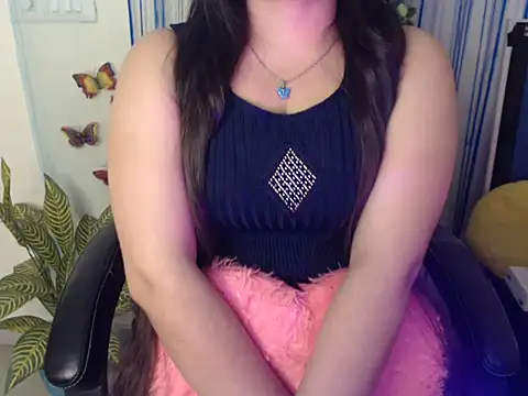 anika_bold (F teen) - happy new year to all 🤗🥰😍