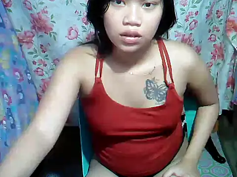 Milkytits_Yum00 webcam