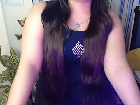 anika_bold webcam