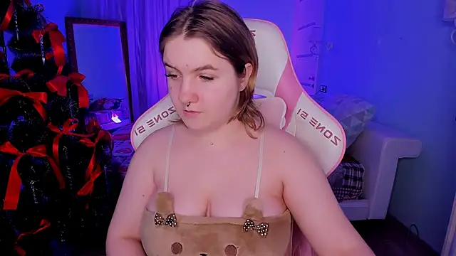 lovelyy_julia webcam