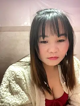 Webcam Model (One-two22) is live