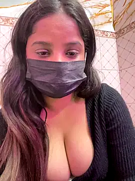 Webcam Model (Curvy_Anaya) is live