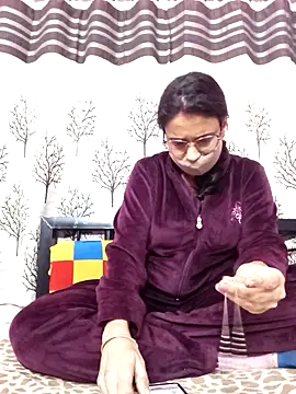 Webcam Model (Gullapi) is live