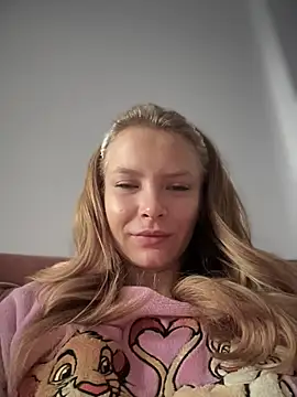 anastasiaaniess (F young) - Happy new yeaaaarrrrr :dancing: