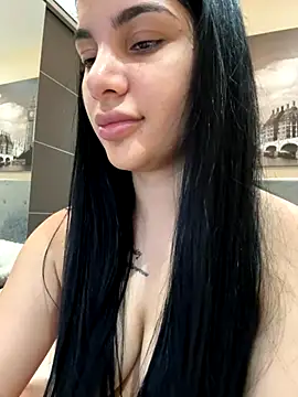 Webcam Model (Samira30)  is live.Free join now!